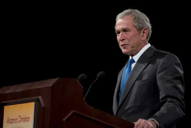 Политика: Буш: «Расизм и белый национализм – богохульство против американских ценностей»