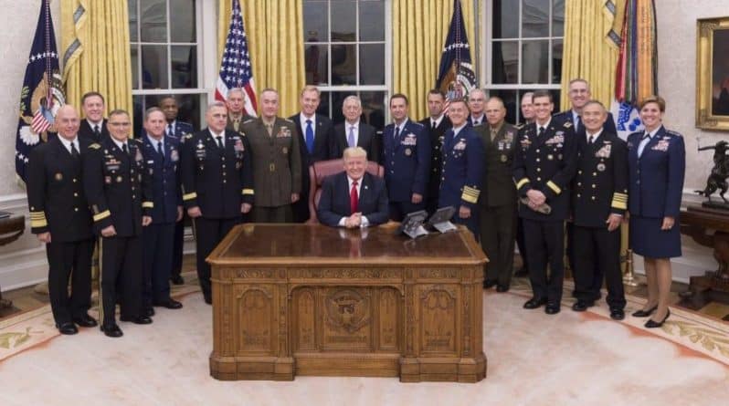Политика: «Затишье перед бурей», - Трамп после встречи с военными лидерами США