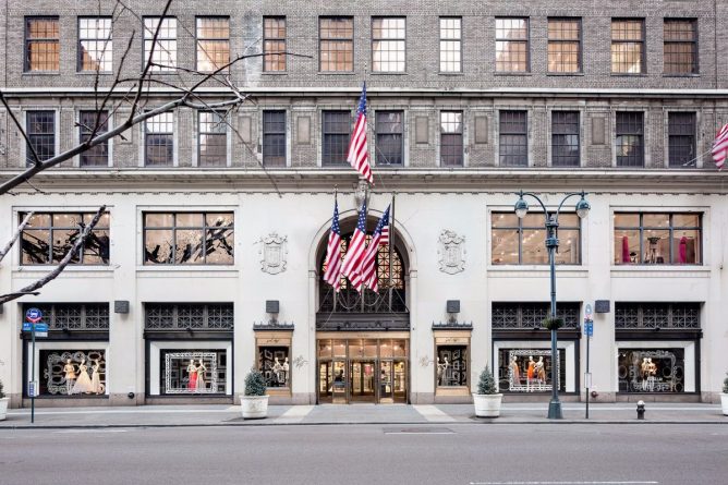 Бизнес: WeWork сменит флагман Lord & Taylor на Fifth Avenue