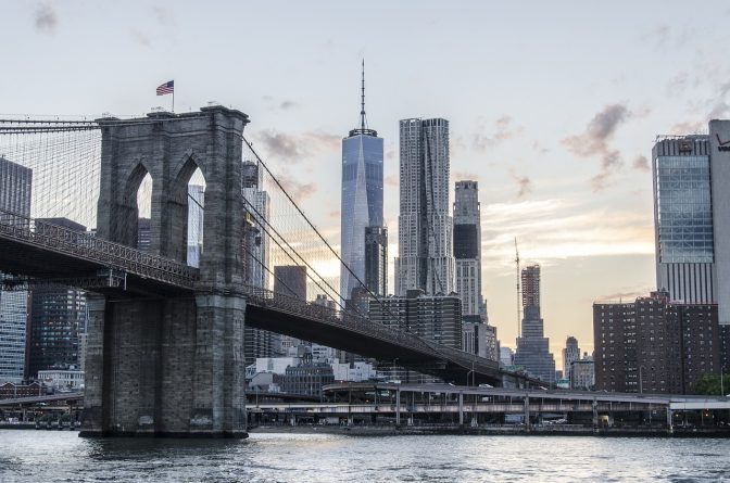 Афиша: Марш в пижамах пройдет по Бруклинскому мосту