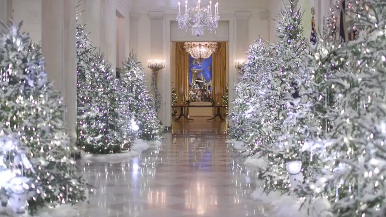 Общество: Мелания Трамп преобразила Белый дом к Рождеству