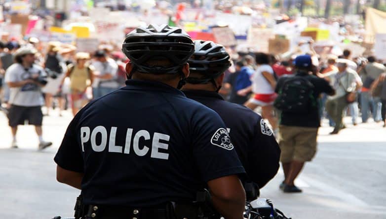 Общество: LAPD обвиняют в дезинформации об уровне преступности