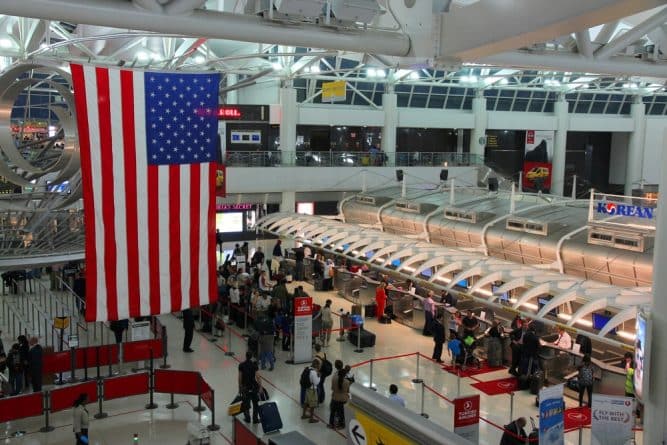 Полезное: Количество пассажиров в аэропортах увеличится в День благодарения