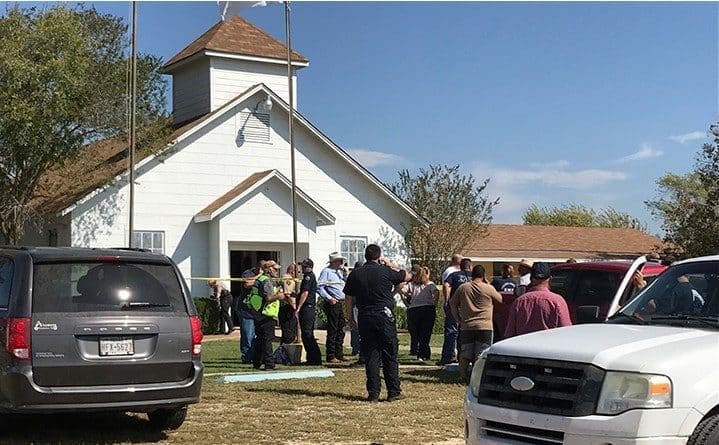 Происшествия: Cтрельба в техасской церкви: 26 погибших, 24 раненых