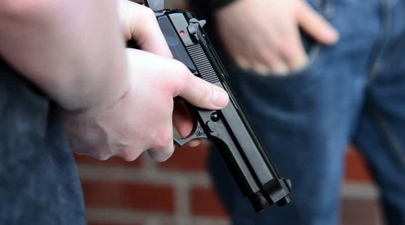 Общество: Церковь в штате Нью-Йорк призывает прихожан приходить на службу с оружием