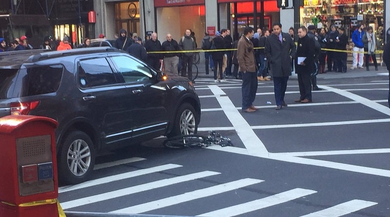 Происшествия: Автомобиль сбил 6 человек в Нижнем Манхэттене