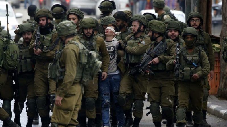 В мире: Во время стычек между палестинцами и армией Израиля погиб 1 человек