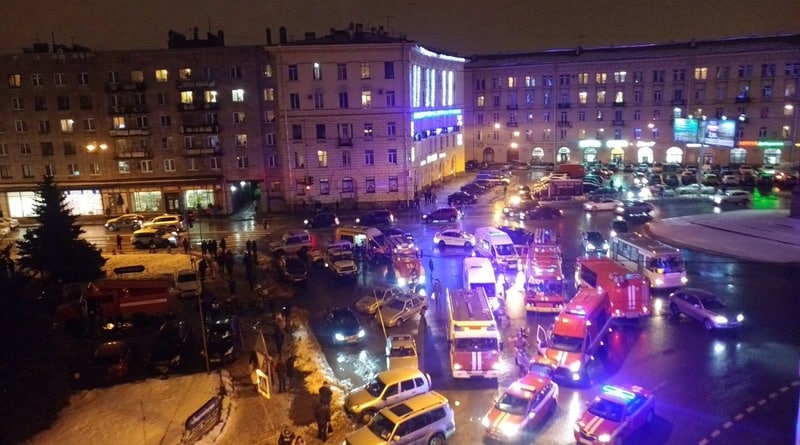 В мире: Путин назвал взрыв в супермаркете Санкт-Петербурга терактом
