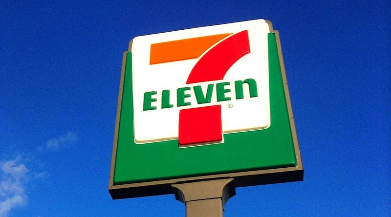 Бизнес: По всей стране прошли рейды ICE по магазинам 7-Eleven: арестован 21 человек