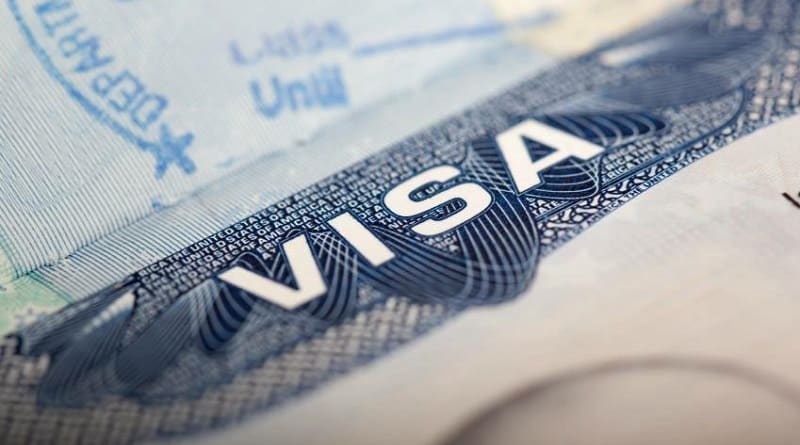 Закон и право: Законопроект предлагает увеличить количество выдаваемых иностранцам виз H-1B до 195 000 в год