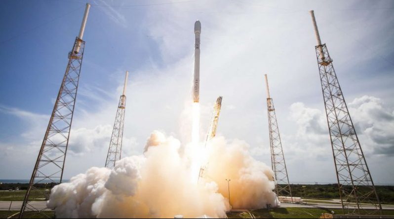 Происшествия: Компания SpaceX не смогла вывести на орбиту спутник-шпион США