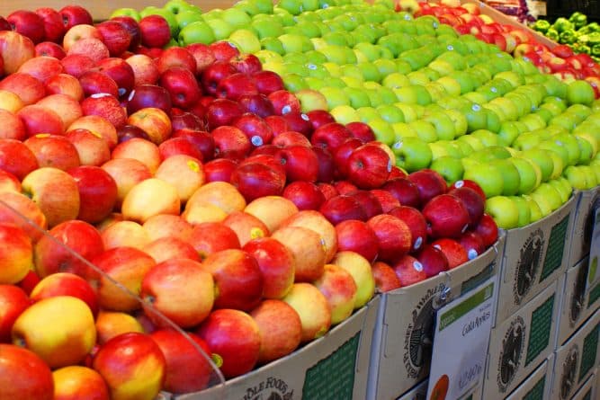 Афиша: В Нью-Йорке открывается первый бюджетный магазин Whole Foods 365™