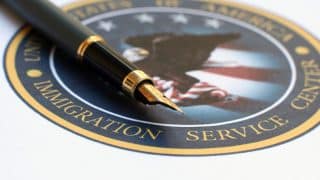Закон и право: В США возобновили прием заявок на продление статуса DACA