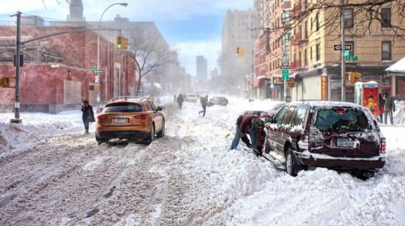 Погода: Завтра в Нью-Йорке может выпасть до 8 см снега