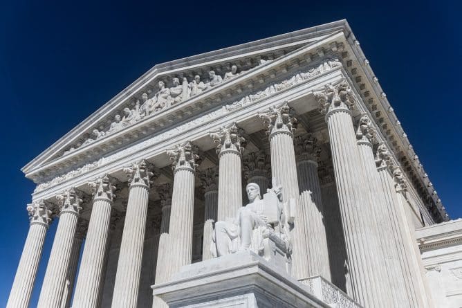Закон и право: Мнение | Верховный суд  разрешил дискриминировать представителей ЛГБТ в Миссисипи