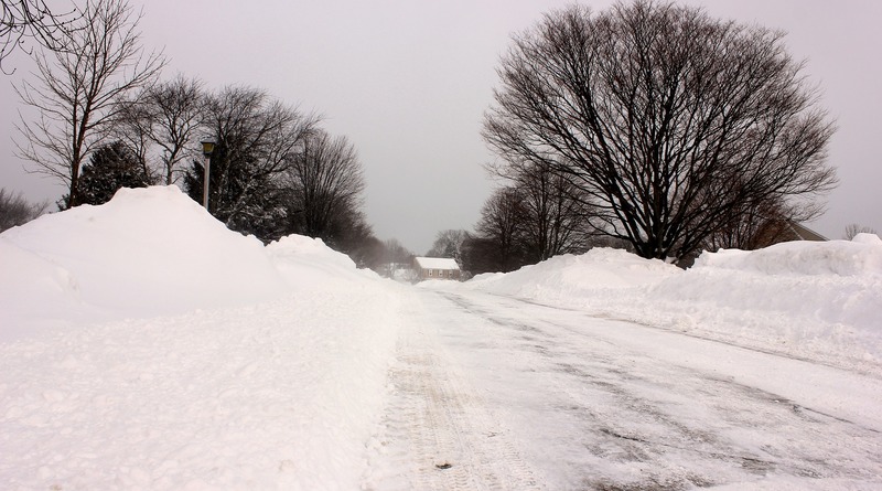 Погода: Юг парализовало снегом и морозом: есть погибшие, десятки тысяч — без света