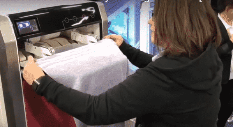 Технологии: На международной выставке потребительской электроники представили машинку для складывания белья