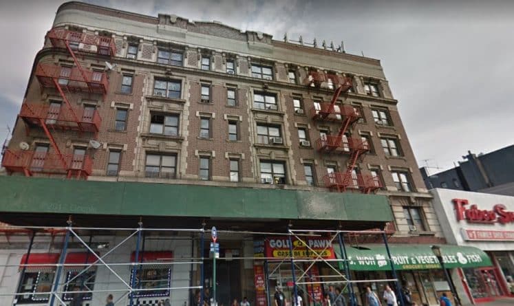 Недвижимость: Домовладелец в Бронксе выживает арендаторов из квартир