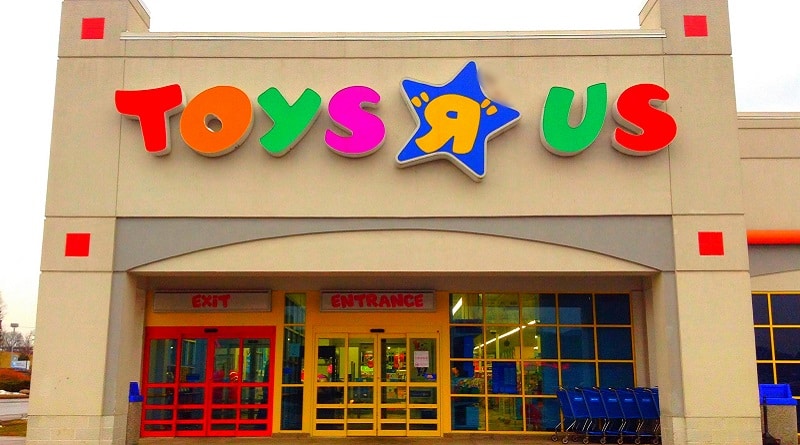 Полезное: В Toys R Us начались тотальные распродажи в связи с закрытием