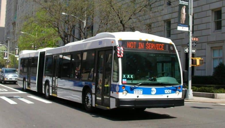 Локальные новости: Союз водителей призывает МТА разрешить посадку/высадку в автобусах через все двери