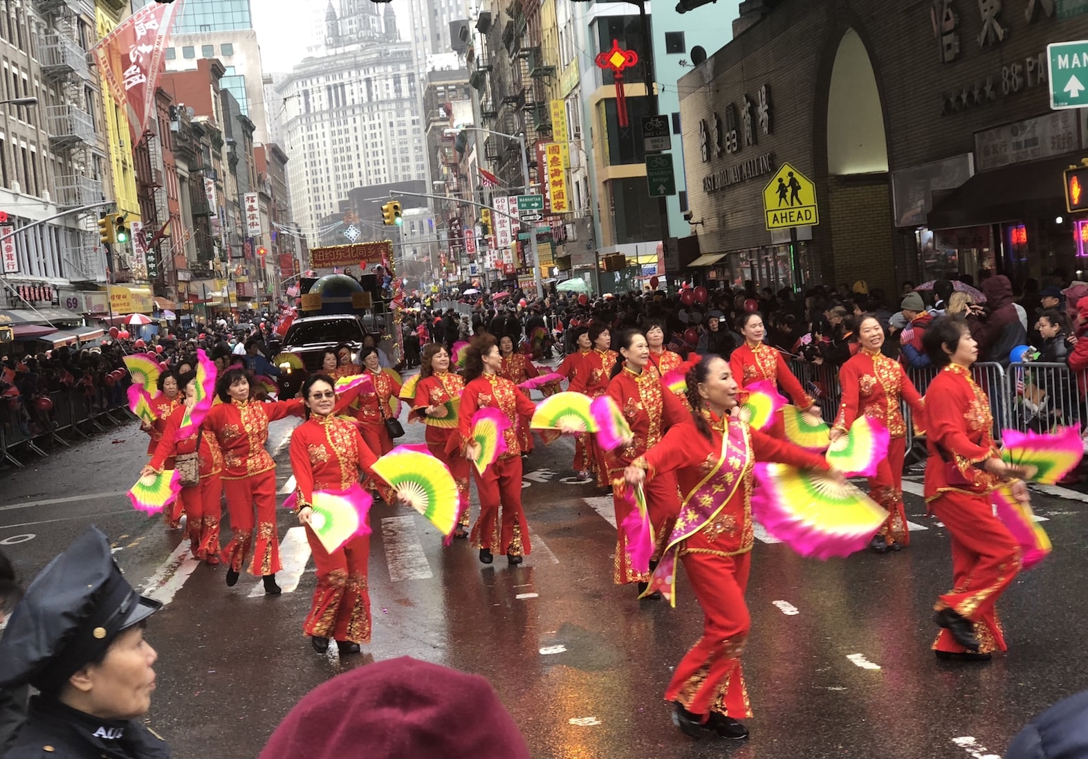 Афиша: В Нью-Йорке прошел парад в честь Китайского Нового года (фото) рис 9