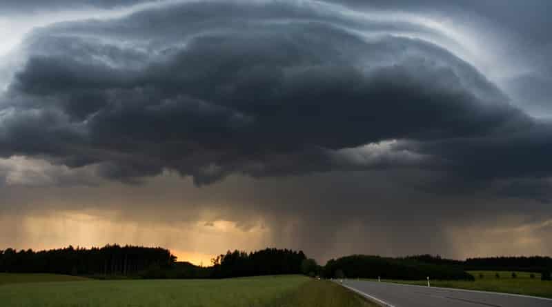 Погода: В 24 штатах объявлено штормовое предупреждение