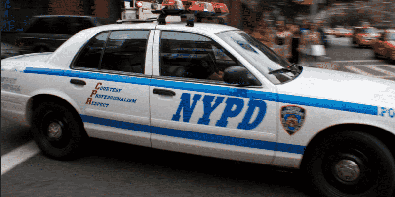 Локальные новости: В Нью-Йорке помощник учителя ударил 11-летнюю школьницу
