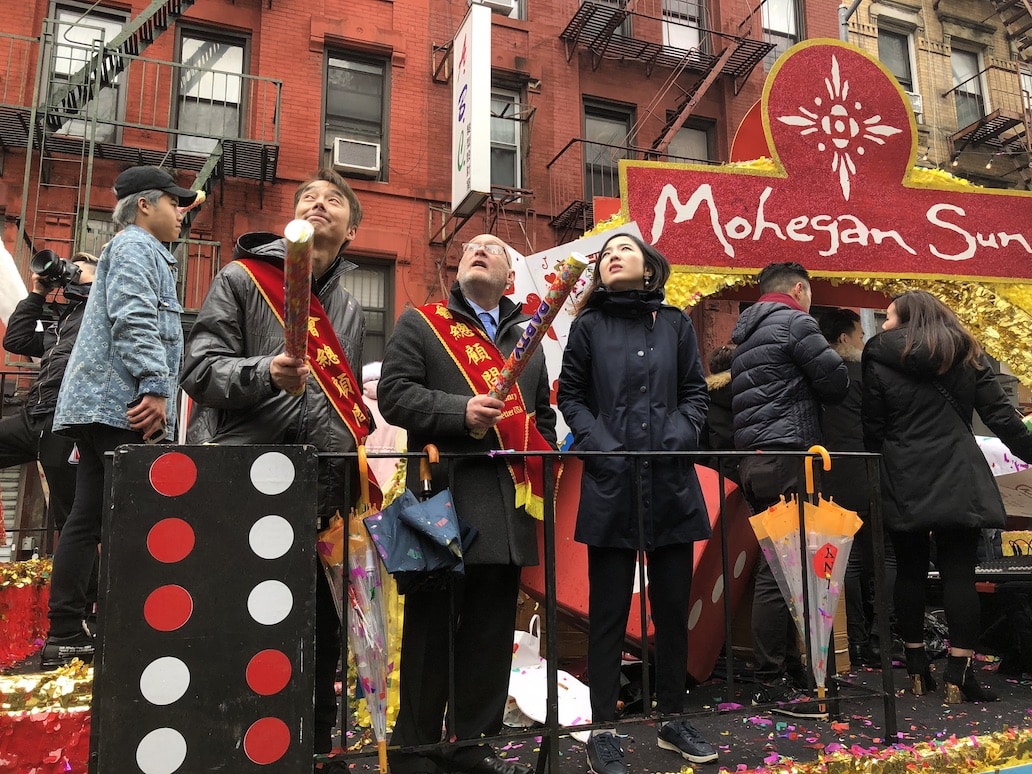Афиша: В Нью-Йорке прошел парад в честь Китайского Нового года (фото) рис 16