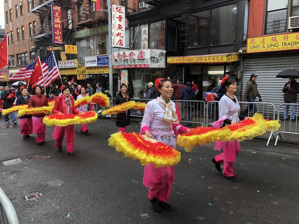 Афиша: В Нью-Йорке прошел парад в честь Китайского Нового года (фото) рис 13