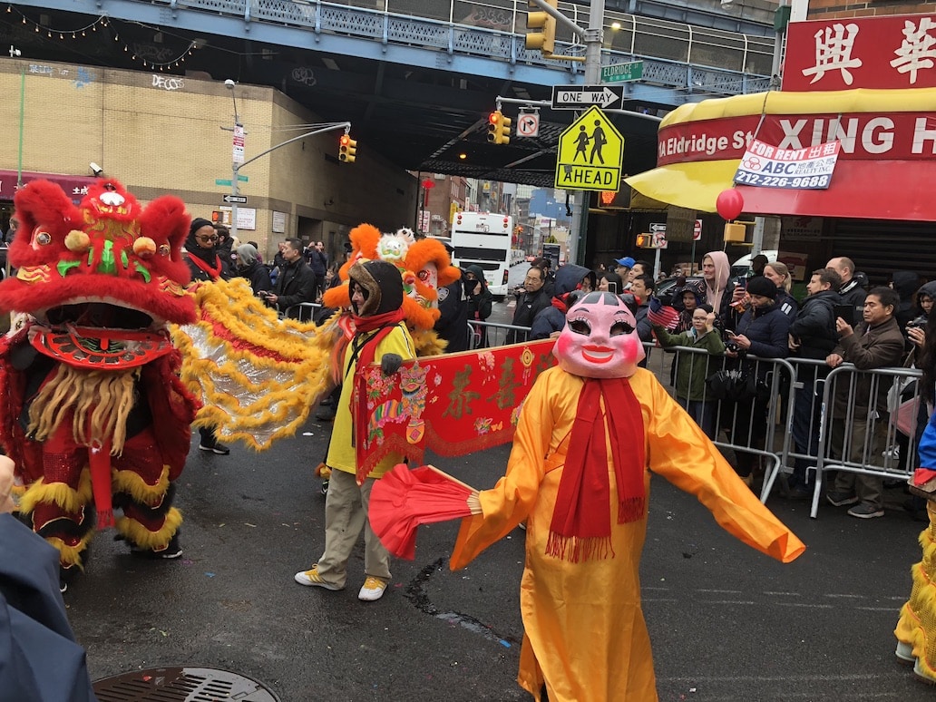 Афиша: В Нью-Йорке прошел парад в честь Китайского Нового года (фото) рис 14