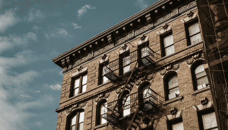 Недвижимость: Доступное жилье в Нью-Йорке: лучшие предложения от $613 в месяц