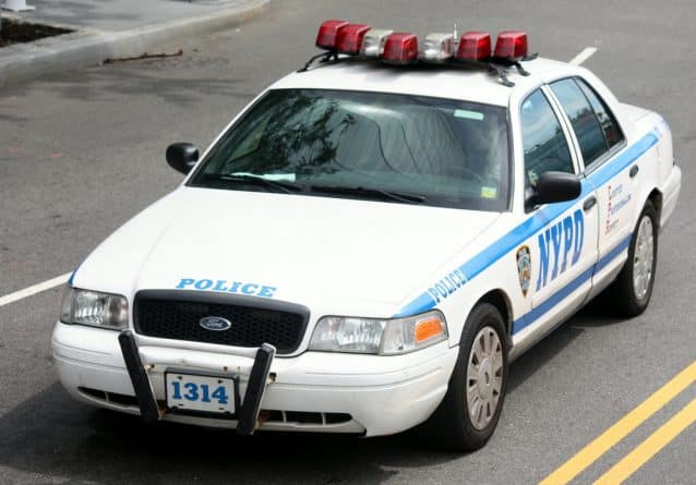 Локальные новости: В Нью-Йорке бездомный ударил пожилого мужчину кирпичом по голове