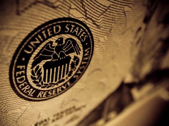 Экономика и финансы: ФРС повысило процентную ставку на 25 базисных пунктов