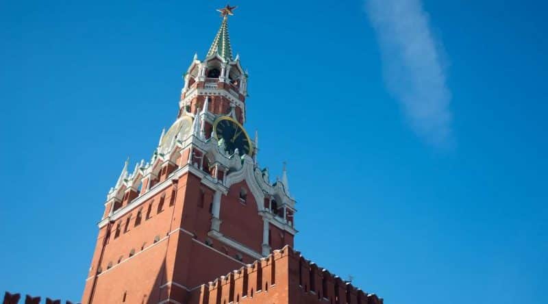 В мире: Кремль назвал незаконным продление санкций США против России