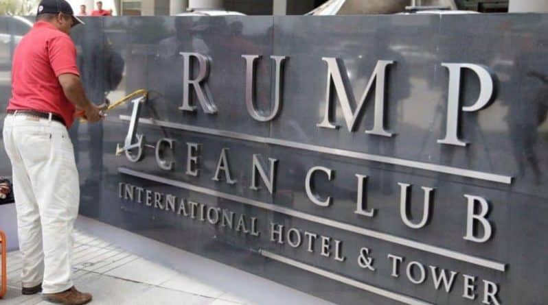 Бизнес: С вывески отеля в Панаме убрали фамилию Трампа после судебного решения