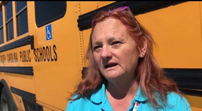 Происшествия: В Южной Каролине грузовик врезался в школьный автобус