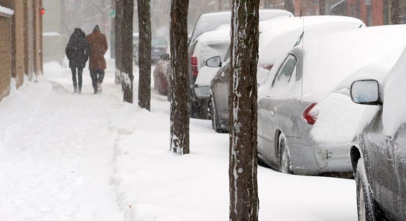 Погода: Снежный шторм оставил без света более 250 тыс. американцев, есть человеческие жертвы