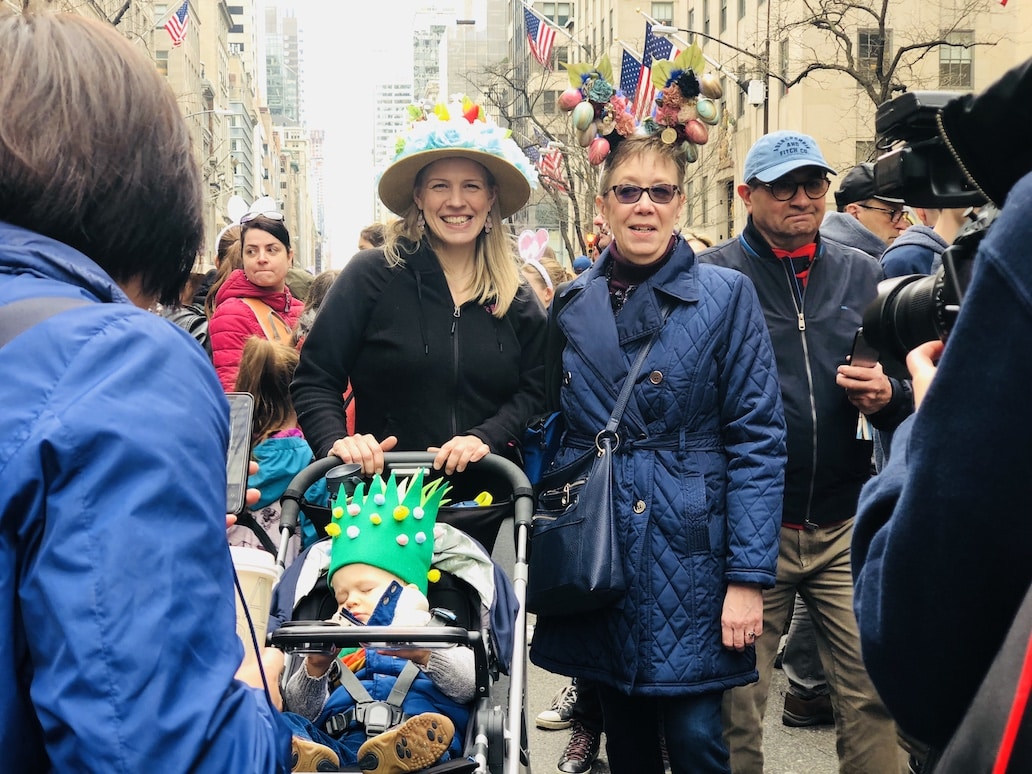 Афиша: Пасхальный парад шляп в Нью-Йорке: фотоотчет рис 15