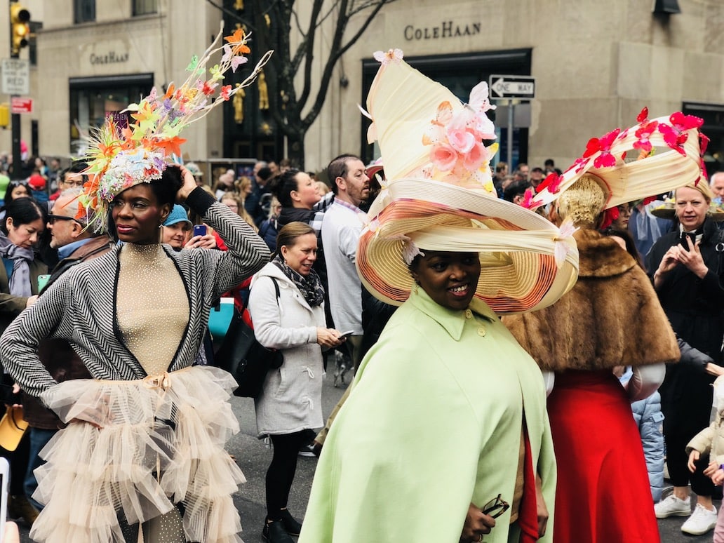 Афиша: Пасхальный парад шляп в Нью-Йорке: фотоотчет рис 37