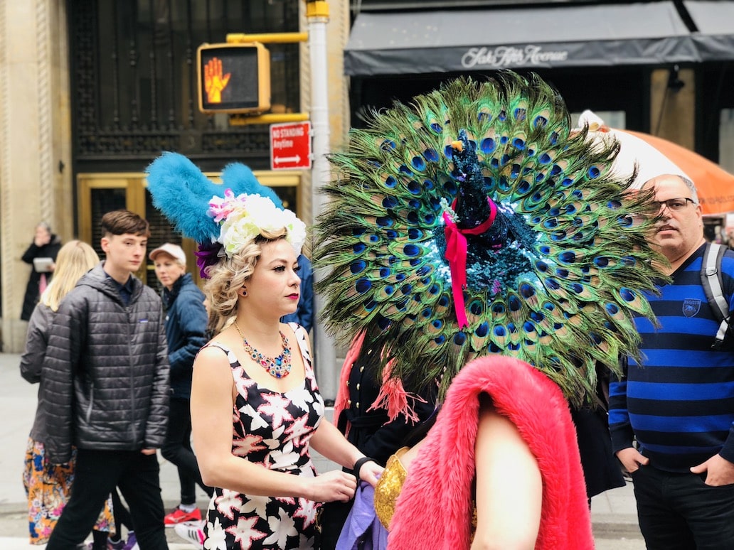 Афиша: Пасхальный парад шляп в Нью-Йорке: фотоотчет рис 30