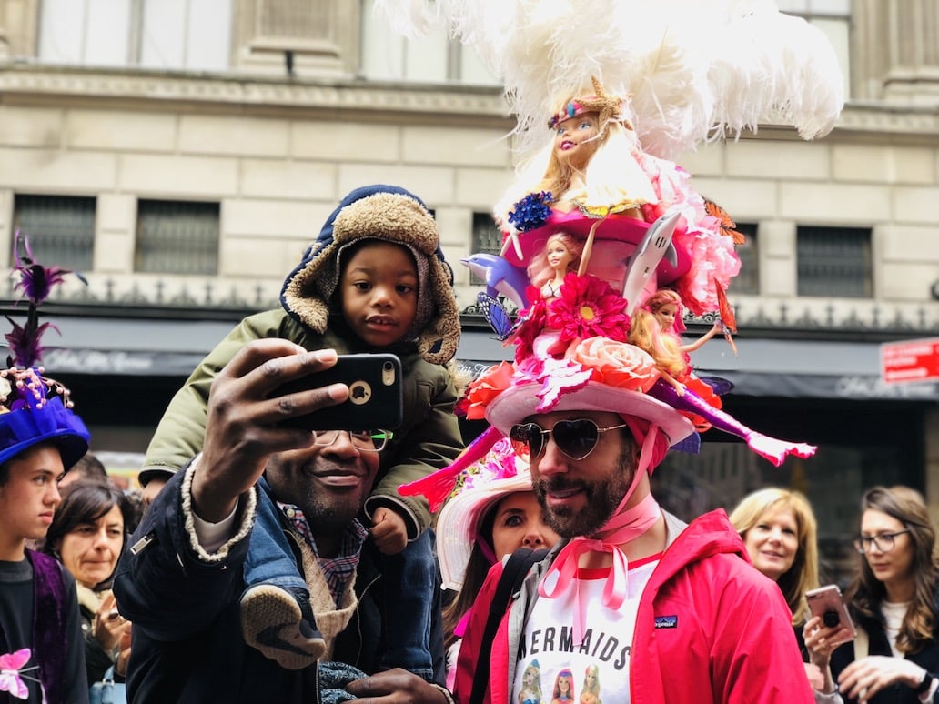 Афиша: Пасхальный парад шляп в Нью-Йорке: фотоотчет рис 23