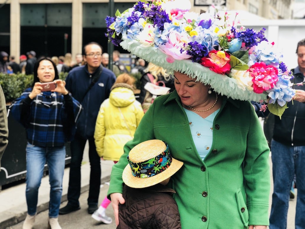 Афиша: Пасхальный парад шляп в Нью-Йорке: фотоотчет рис 44