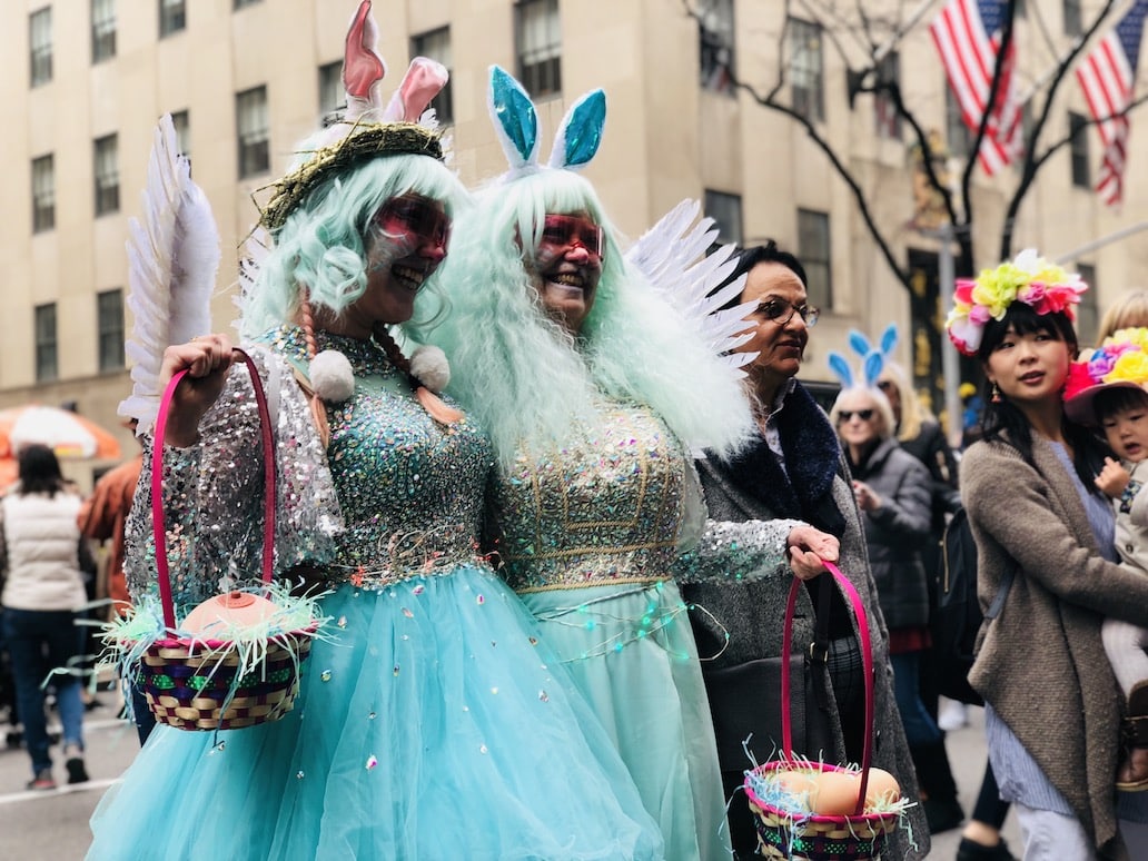 Афиша: Пасхальный парад шляп в Нью-Йорке: фотоотчет рис 22