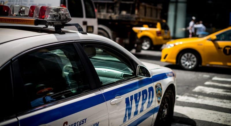 Закон и право: Уровень преступности в Нью-Йорке: меньше убийств, но больше изнасилований