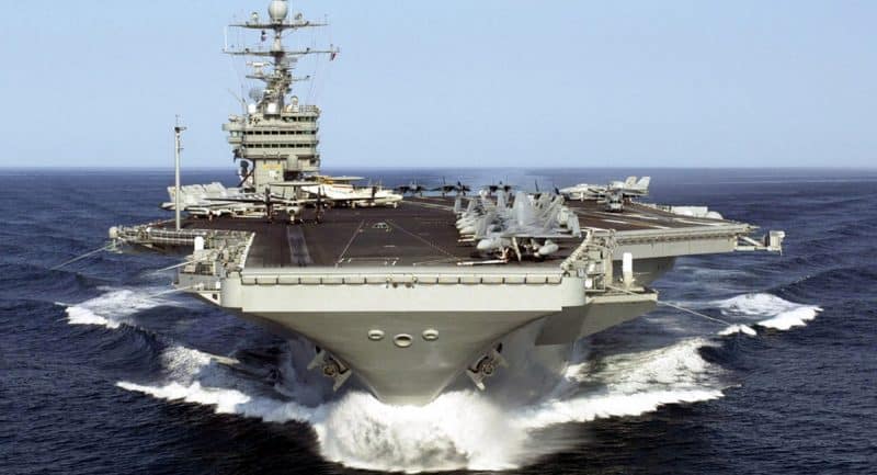Политика: Американская армада военных кораблей отправилась на Ближний Восток