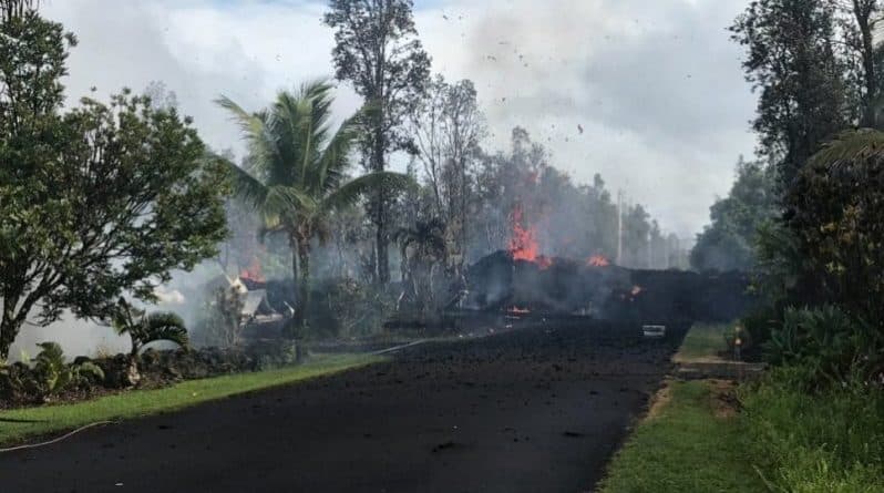 Происшествия: Сильнейшее землетрясение на Гавайях: вулкан продолжает извергаться