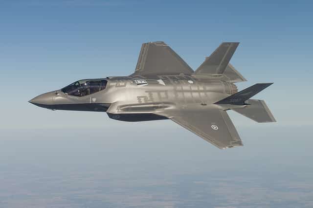 В мире: Израиль стал первой страной, применившей истребители 5-го поколения F-35 в бою