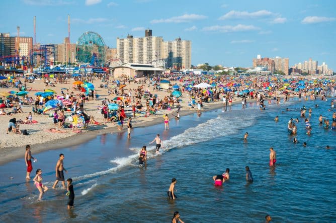 Локальные новости: В воскресенье в Нью-Йорке официально открывается пляжный сезон