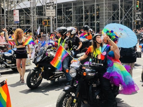 Колонки: Очень громко и очень весело: Pride Parade в Нью-Йорке!