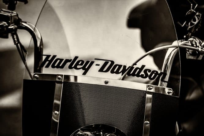 Бизнес: Harley-Davidson перенесет производство мотоциклов за рубеж. Трампу это не нравится.